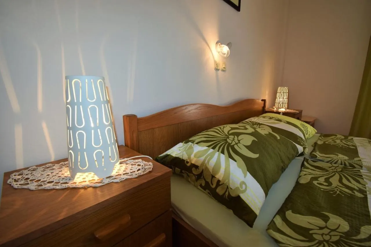 Penzion Apartments Mica Lopar Chorvatsko